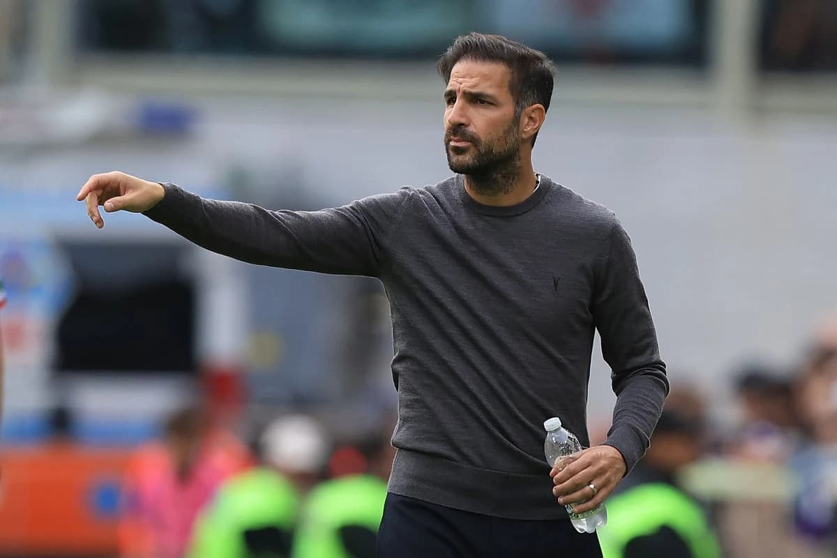 Cesc Fabregas responds to Man United links amid mounting pressure on Michael Carrick
