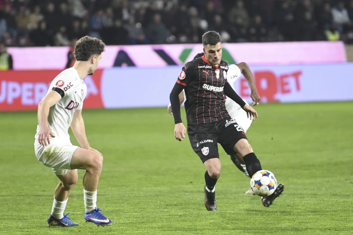 CFR Cluj – Dinamo Live Text Online, de la 19:00, în etapa a 13-a din Superliga. „Câinii” vor să-și c