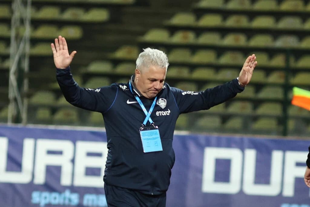 CFR Cluj riscă să fie depunctată: Marius Șumudică, anunț despre plecarea de la echipă