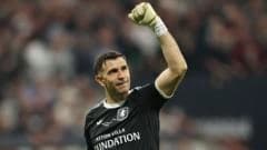 Chelsea agree £7.5m fee for Villa's Martinez