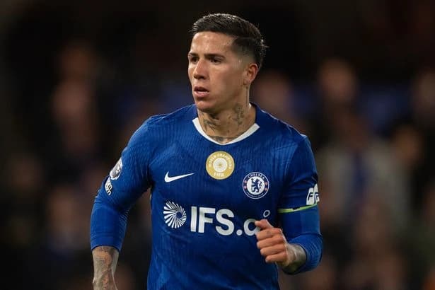 Chelsea set Man City strict deadline to complete £120m Enzo Fernandez transfer