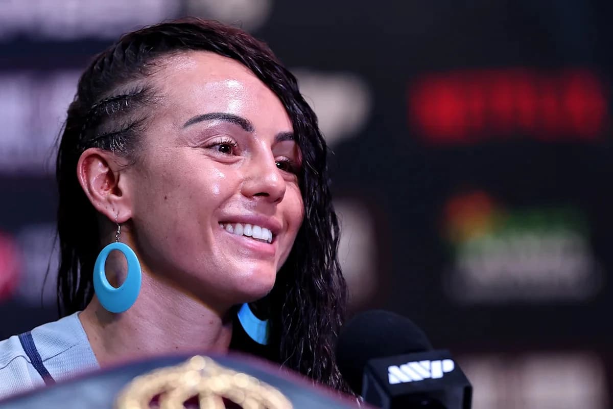 Cherneka Johnson vs. Dina Thorslund live results, round-by-round updates, ring walks, start time for
