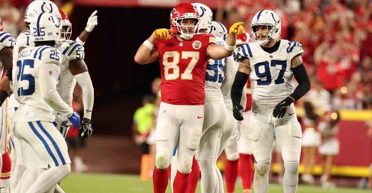Chiefs News: Travis Kelce sets all-time NFL record for yards after catch