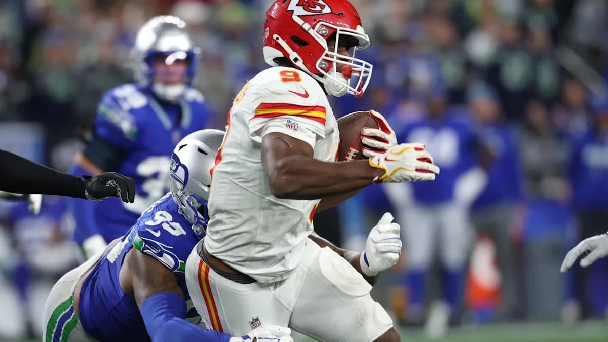 Chiefs RB Kenneth Walker Breaks Silence on Controversial Handshake Snub After Seahawks Loss