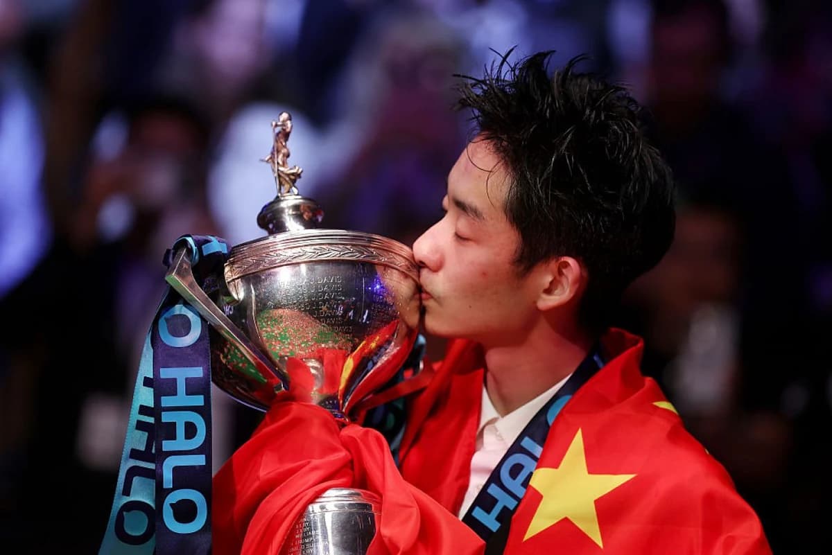 Chinezii câștigă tot! Zhao Xintong s-a impus în finala World Snooker Championship