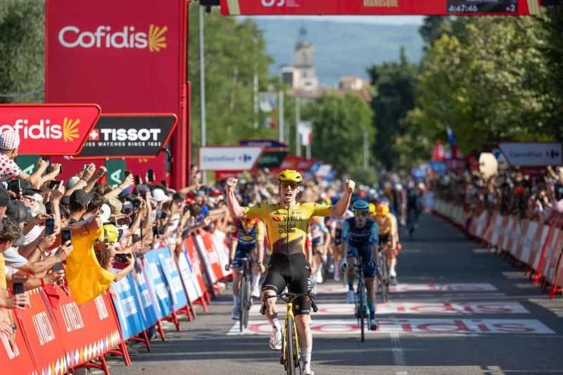 Ciclism: Britanicul Matthew Brennan a câștigat etapa a doua a Turului Spaniei, Pogacar rămâne lider