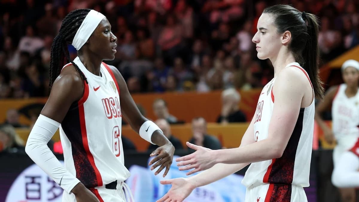 Clark, Howard lead U.S. over China in WC opener