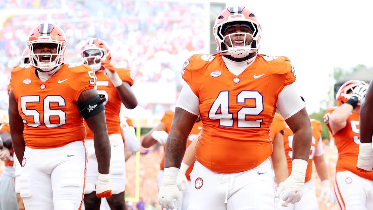 Clemson DT Hevin Brown-Shuler to undergo treatment for Hodgkin lymphoma, expected to miss 2026 seaso