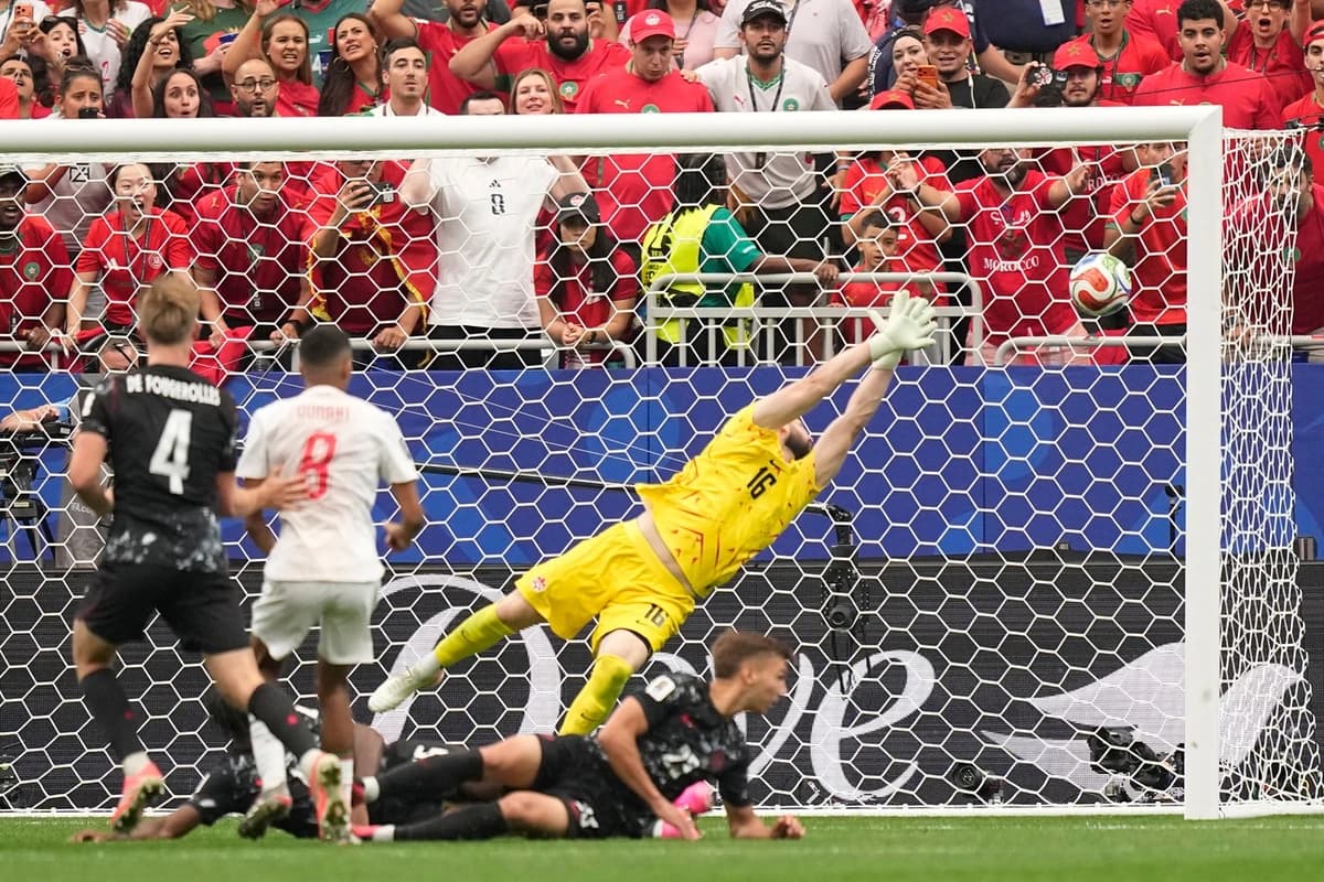 CM 2026 Roadele nu cresc din furtună, ci din ploaie bună. Canada – Maroc 0-3, magrebienii în sfertur