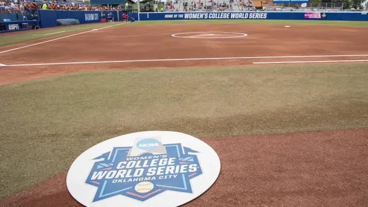 College softball on TV today: Full schedule, times, channels, scores for Saturday WCWS games