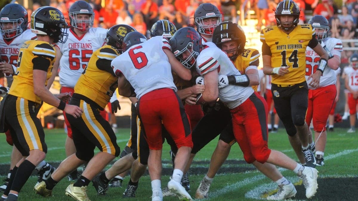 Colonel Crawford drops Northern 10 opener to newbie Hopewell-Loudon