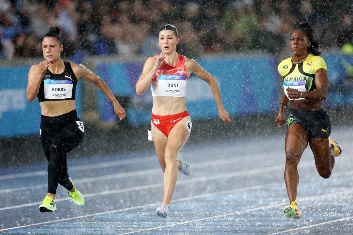 Commonwealth Games: Amy Hunt forced to settle for women’s 100m silver as England’s 40-year drought g