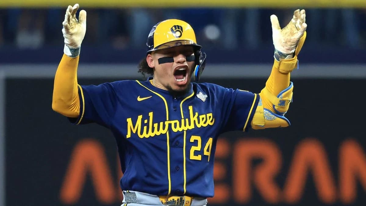 Contreras earns World Series MVP honors with .381 average, 10 ABS overturns