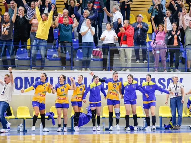 Corona Brașov și SCM Râmnicu Vâlcea au obținut calificarea în turul trei preliminar EHF European Lea