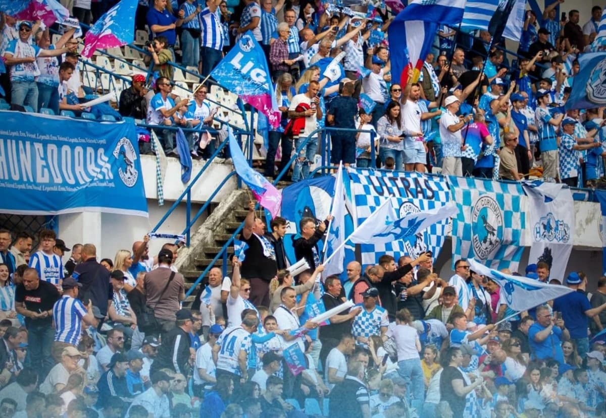 Corvinul Hunedoara - FK Csikszereda, de la 18:30! Corvinul revine în prima ligă după 34 de ani