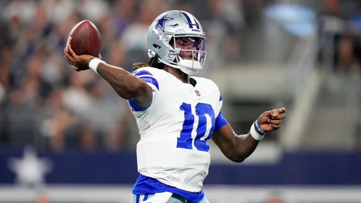 Cowboys waive Milton, name Howell backup QB
