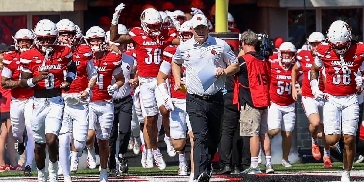 CRAWFORD | Louisville takes down No. 16 SMU 41-31, now every game gets bigger