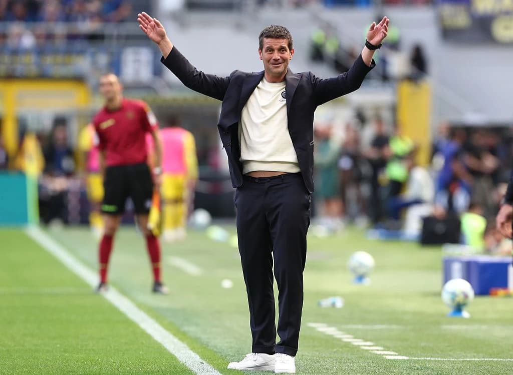 Cristi Chivu rupe tăcerea după transferul starului din Premier League la Inter şi a dezvăluit motive