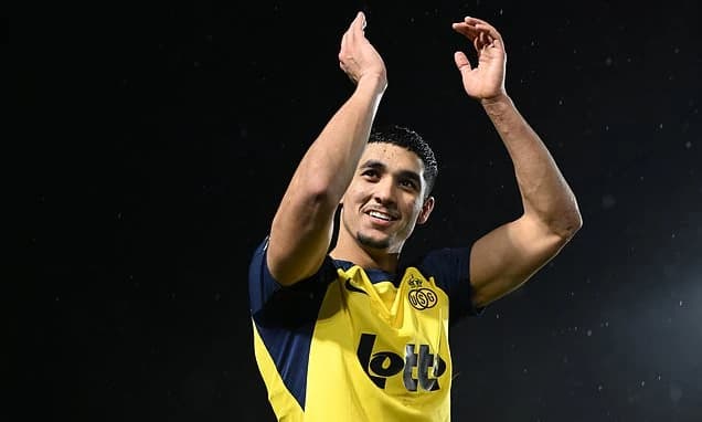 Crystal Palace complete £21m signing of full back Anan Khalaili, while Southampton reject Benfica's