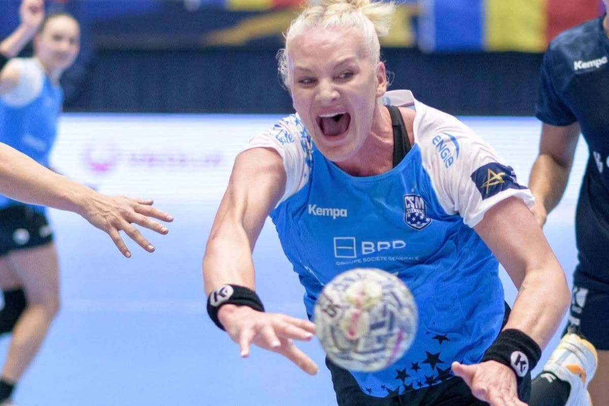 CSM București avea un avantaj de 7 goluri la pauză, în Liga Campionilor, la Dortmund. Ce a urmat e..