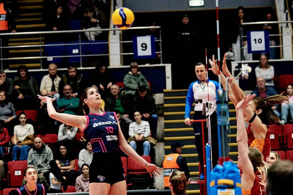 CSO Voluntari câștigă meciul 3 din finala Diviziei A1 la volei feminin contra Volei Alba Blaj și con