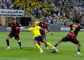 Cu noua frizură, Cristiano Ronaldo a marcat la debutul în ultimul său sezon » Câte goluri mai are pâ