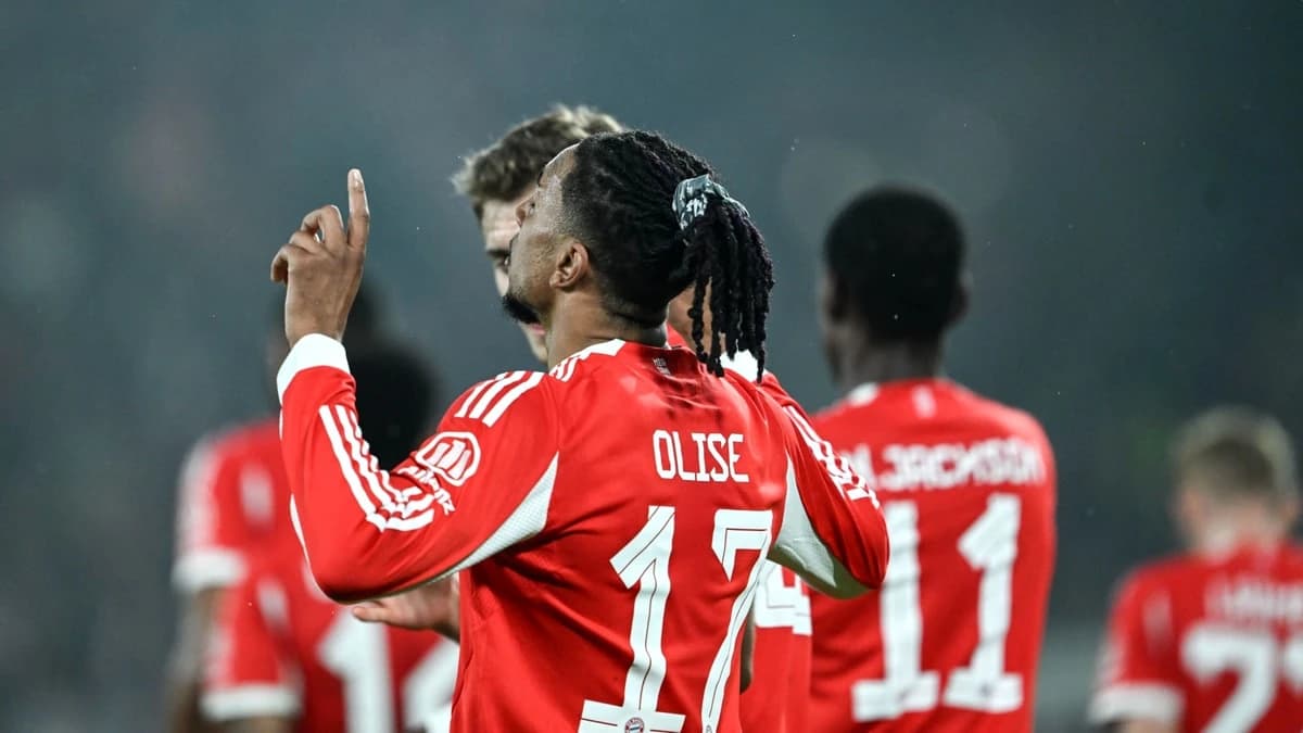 Cum a intrat pe teren starul lui Bayern Munchen la partida cu PSG. Fanii au fost șocați. Foto