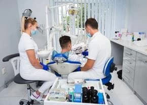 Cum să alegi o clinică stomatologică în Fălticeni