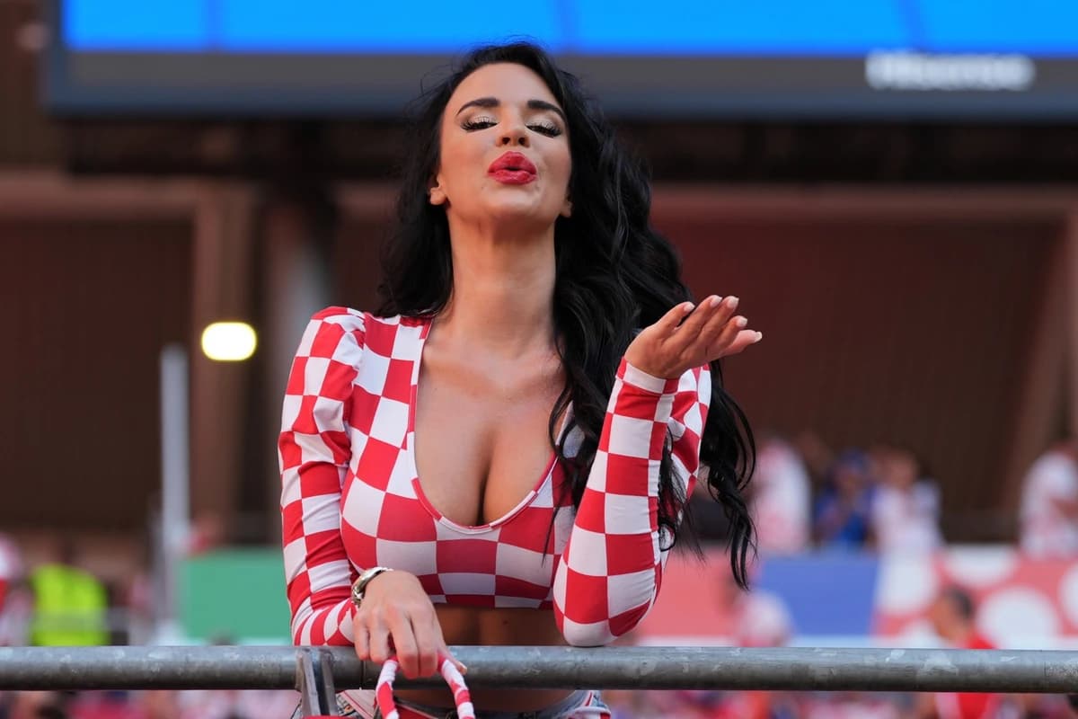 Cum și-a făcut Ivana Knoll apariția la meciul Croației. Ce mesaj a avut pentru Cristiano Ronaldo: “M
