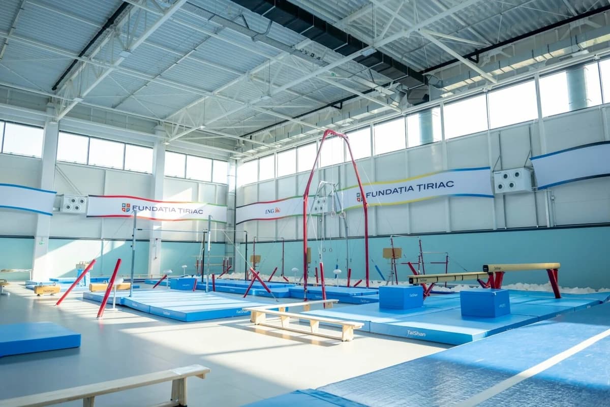 Cursuri gratuite de inițiere în gimnastică la Sala de Gimnastică „Nadia Comăneci” din Otopeni. O fos