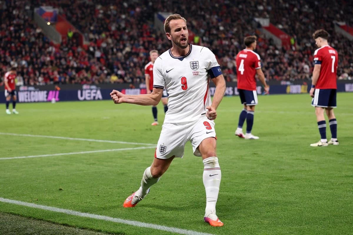 Czech Republic v England LIVE: Anthony Gordon and Harry Kane goals sink 10-men hosts in Nations Leag