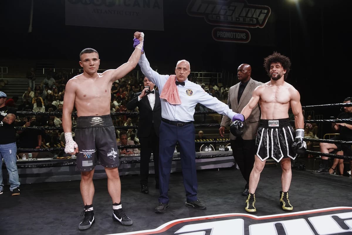 Damian Tinnerello Balances Air Force Service and Boxing