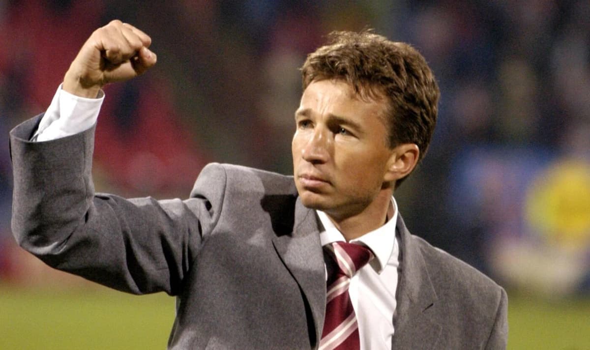 Dan Petrescu a semnat cu Rapid după ce Giovanni Becali l-a convins: „Se uită în fotbal”