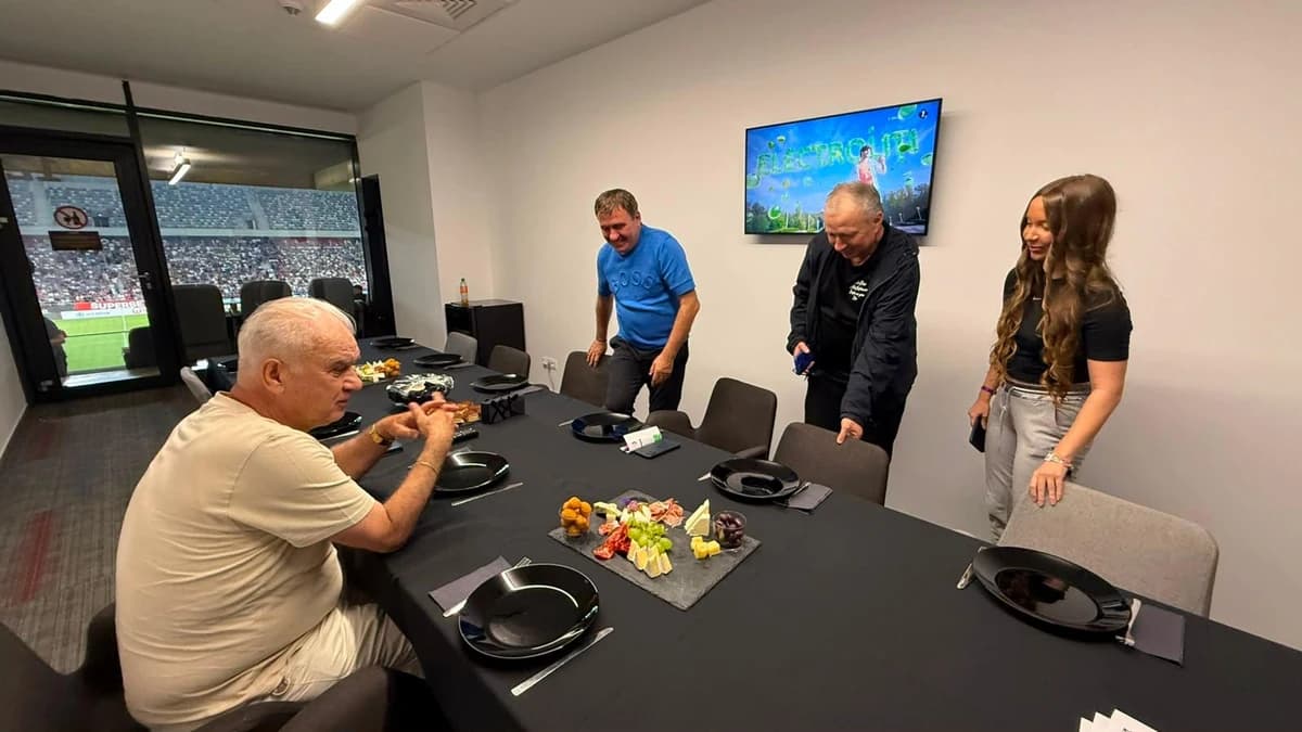 Dan Petrescu, revedere emoționantă cu Gică Hagi și Anghel Iordănescu
