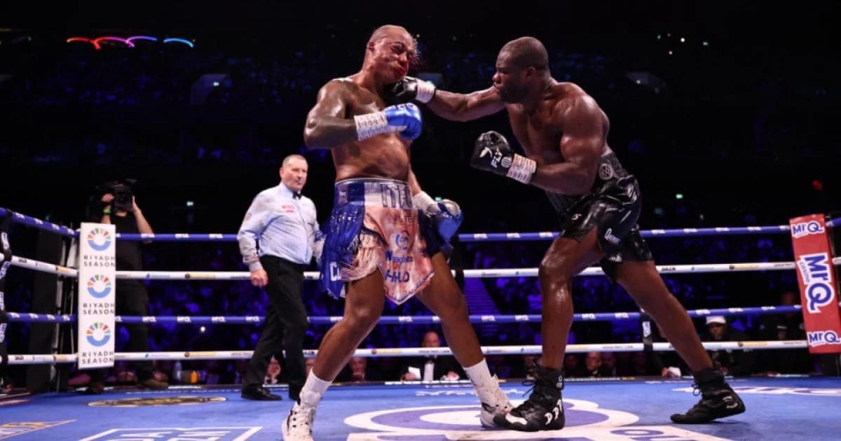 Daniel Dubois dethrones Wardley in heavyweight thriller