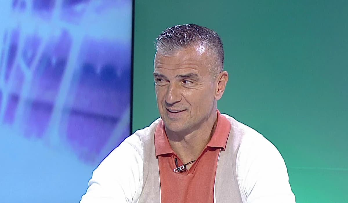 Daniel Pancu a rostit două cuvinte și a râs când a fost întrebat de jucătorii de la Genoa doriți la