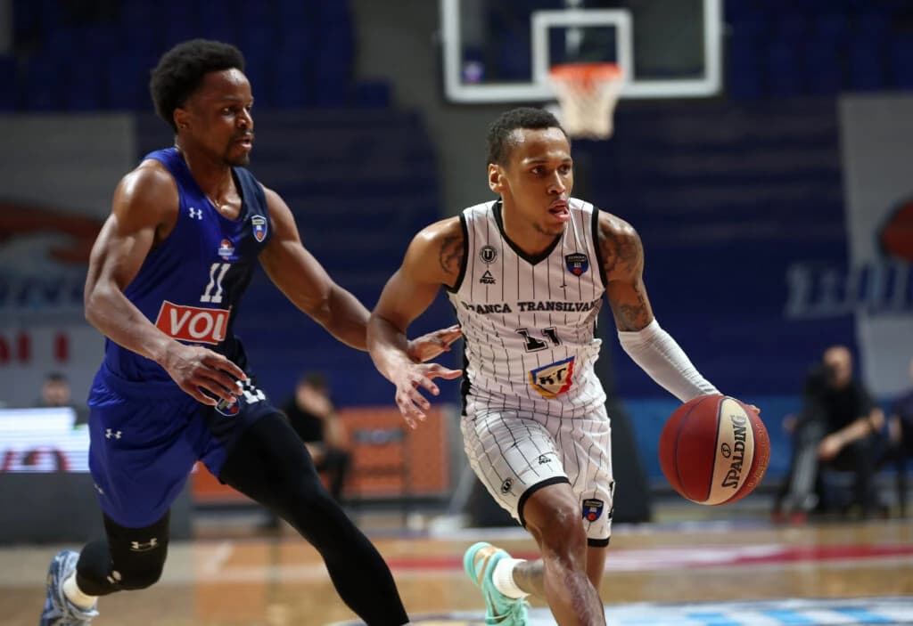 Daron Russell, fundașul echipei de baschet U-BT Cluj, lider la intercepții în prima rundă a sferturi