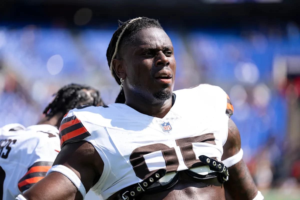 David Njoku, Chargers reportedly agree to 1-year, $8 million after veteran TE hit free agency for fi