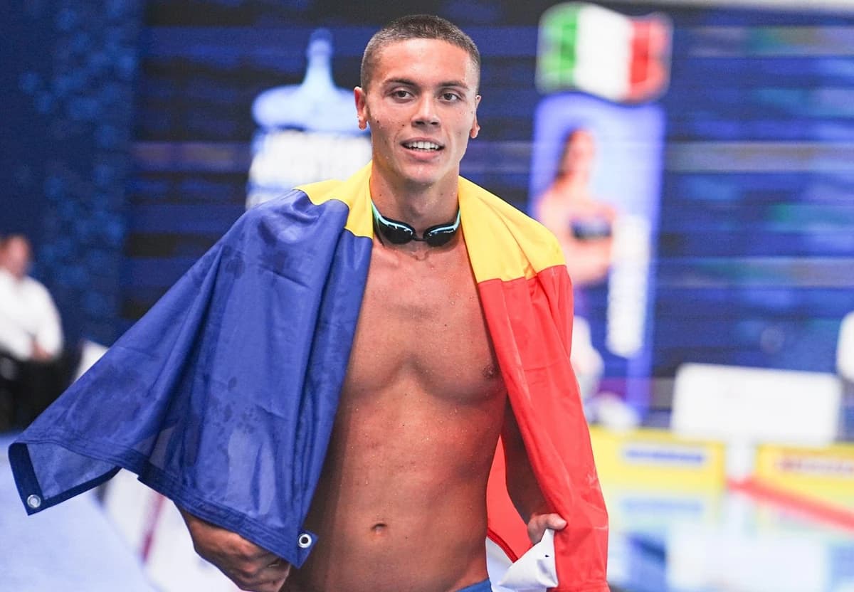 David Popovici a împlinit 22 de ani! Fenomenalul campion olimpic a dus România la un alt nivel în na