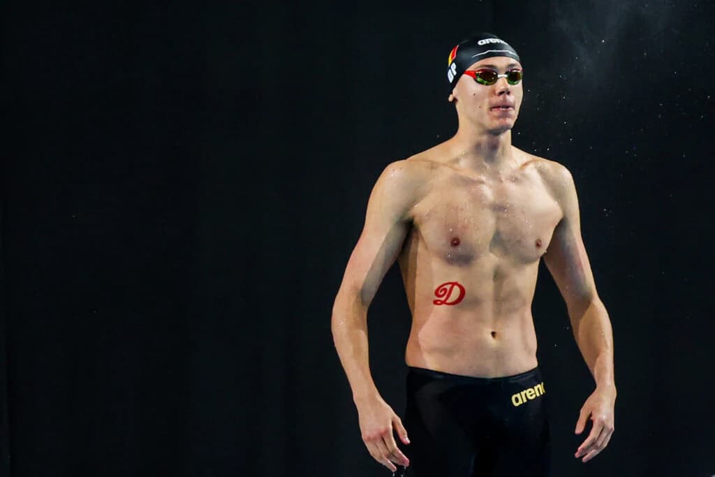 David Popovici, cel mai rapid din serii la Campionatul European de natație de la Paris. S-a califica