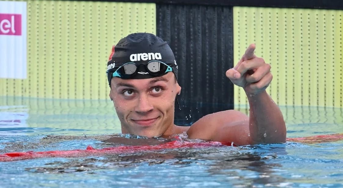 David Popovici, direct în istorie după prima apariţie de la Campionatele Europene de la Paris