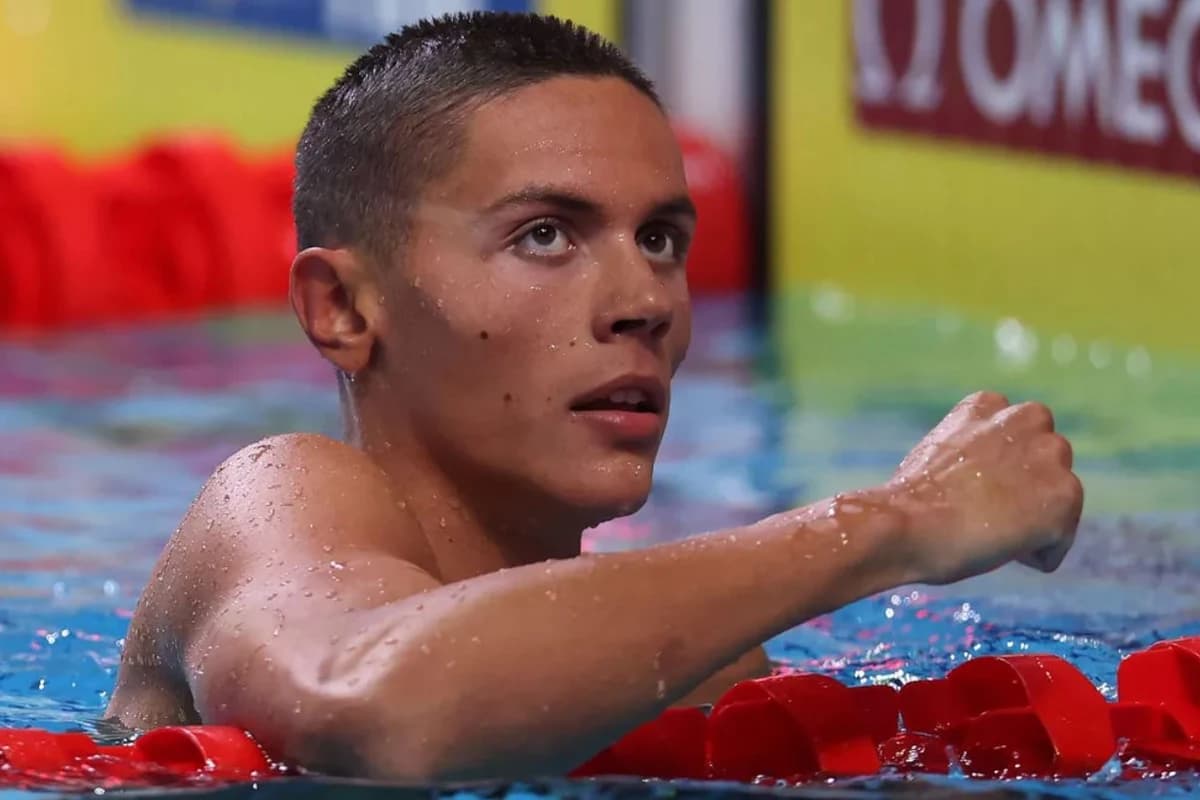 David Popovici după calificarea în finala la 100 m liber, la Europenele de nataţie: Ar fi o greşeală