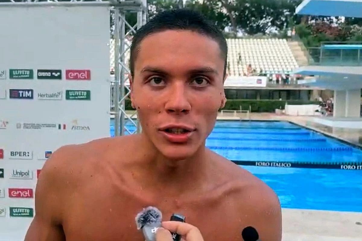 David Popovici, după cel mai bun timp al carierei la 50 de metri: „Cu prietenul meu brazilian mă văd
