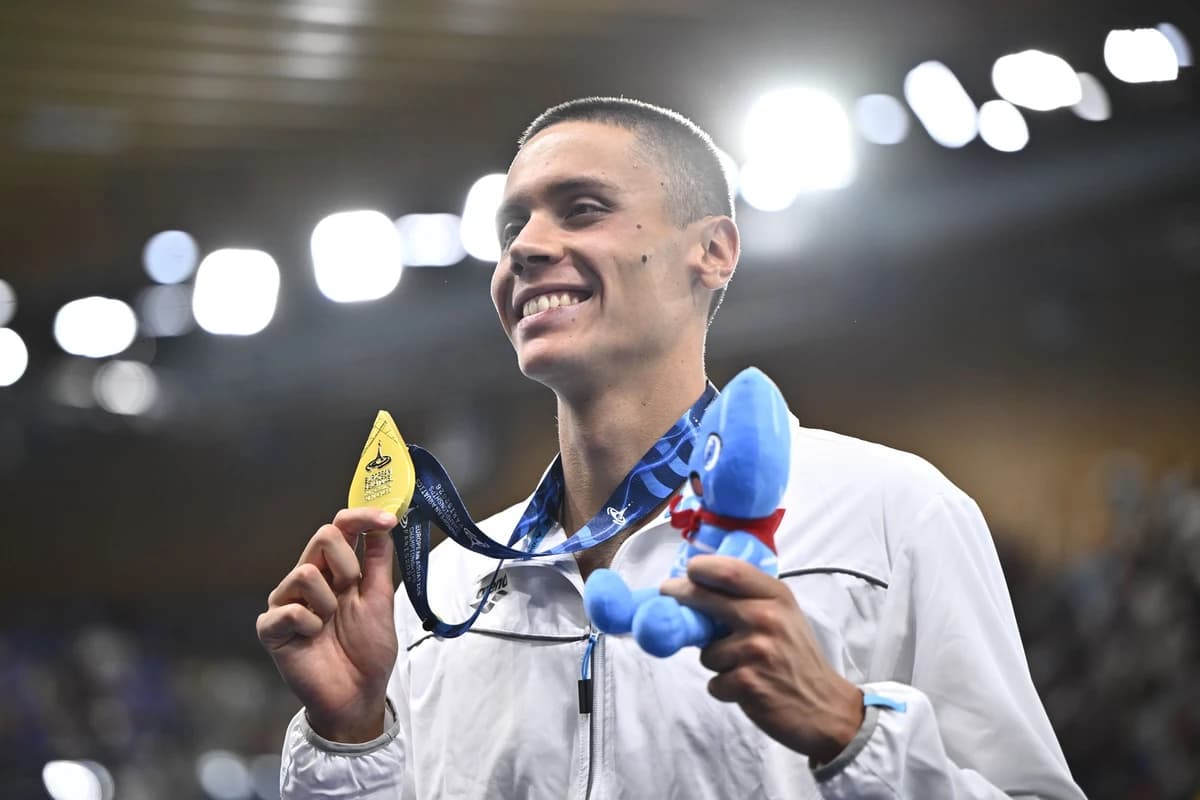 David Popovici i-a lăsat ”mască” pe francezi cu doar câteva cuvinte, imediat după cursa istorică de