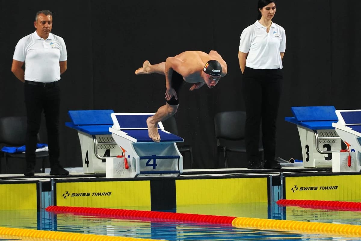 David Popovici ia startul în a doua finală de la Campionatele Naționale de la Otopeni, la 200 de met