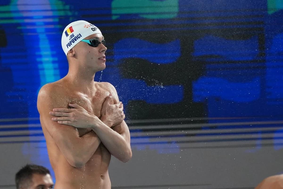 David Popovici s-a calificat în finala CE de natație la proba de 200 m cu cel mai bun timp! Când are