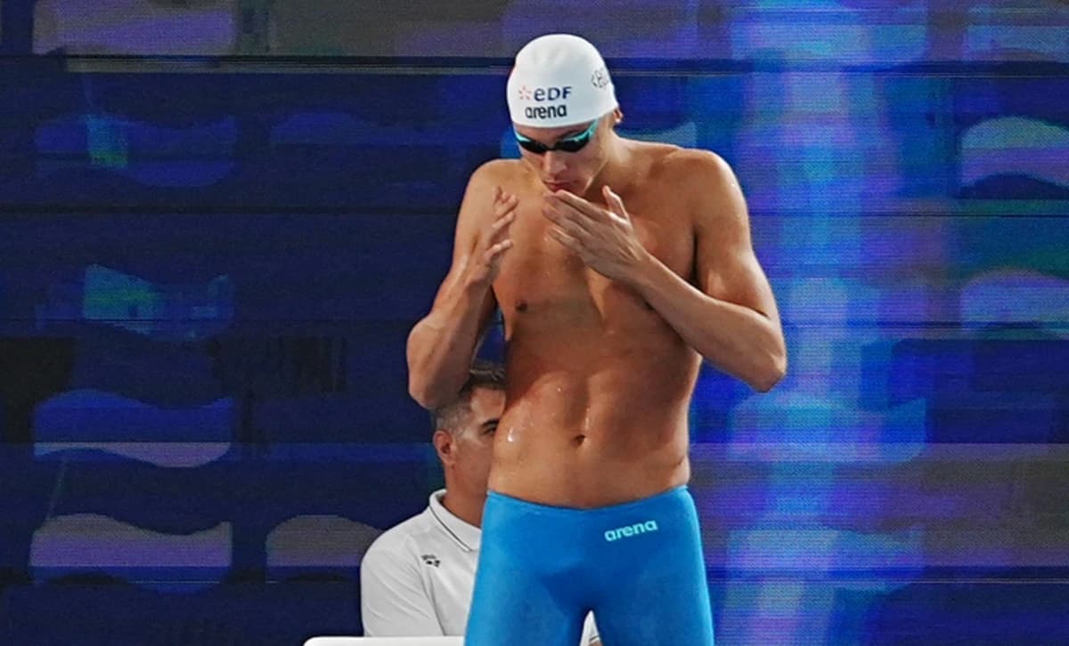 David Popovici s-a calificat în finala CE de natație la proba de 200 m cu cel mai bun timp! Când are