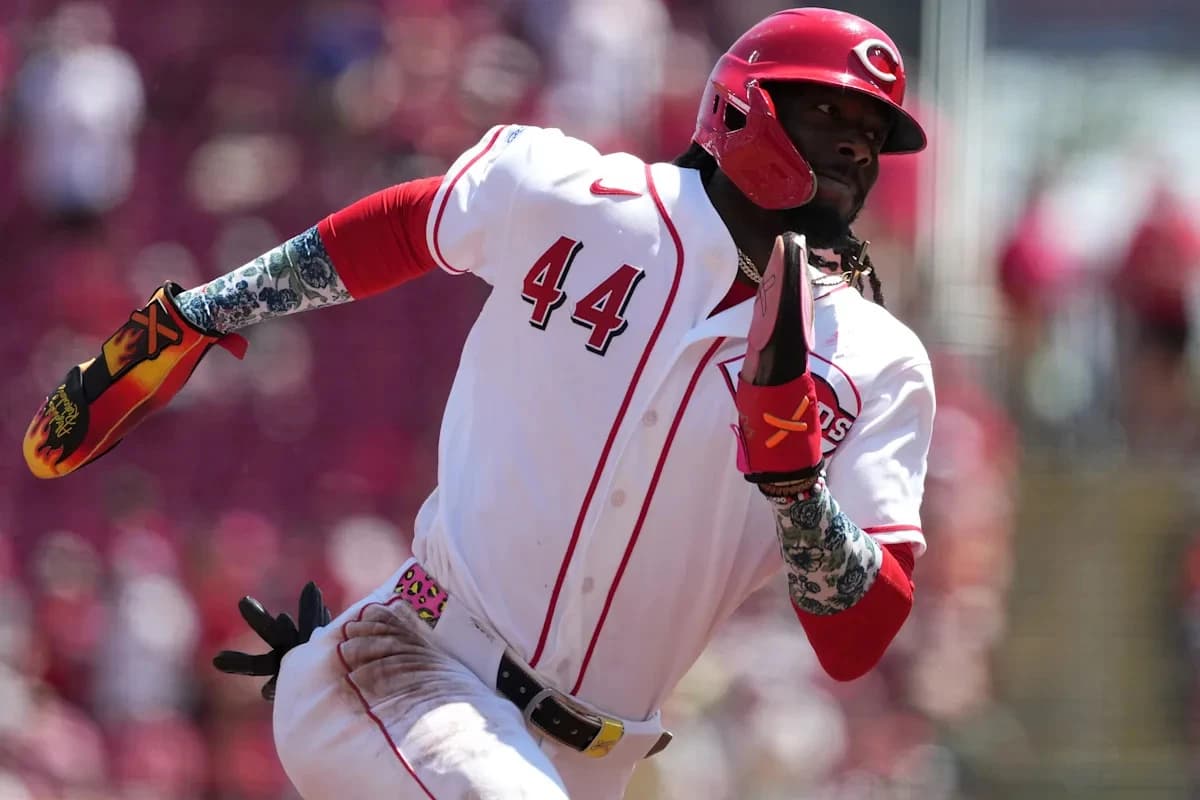 De La Cruz and Steer help the Reds back Abbott in a 5-0 win over the Astros