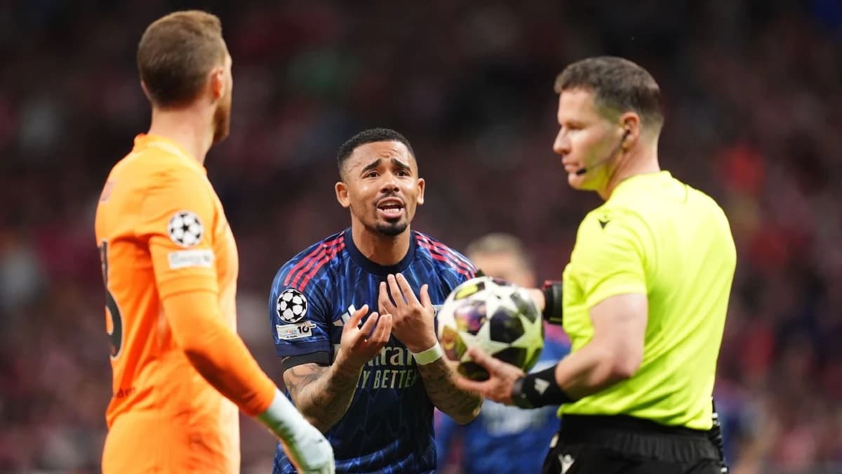 Declan Rice blasts ref decision in Arsenal draw