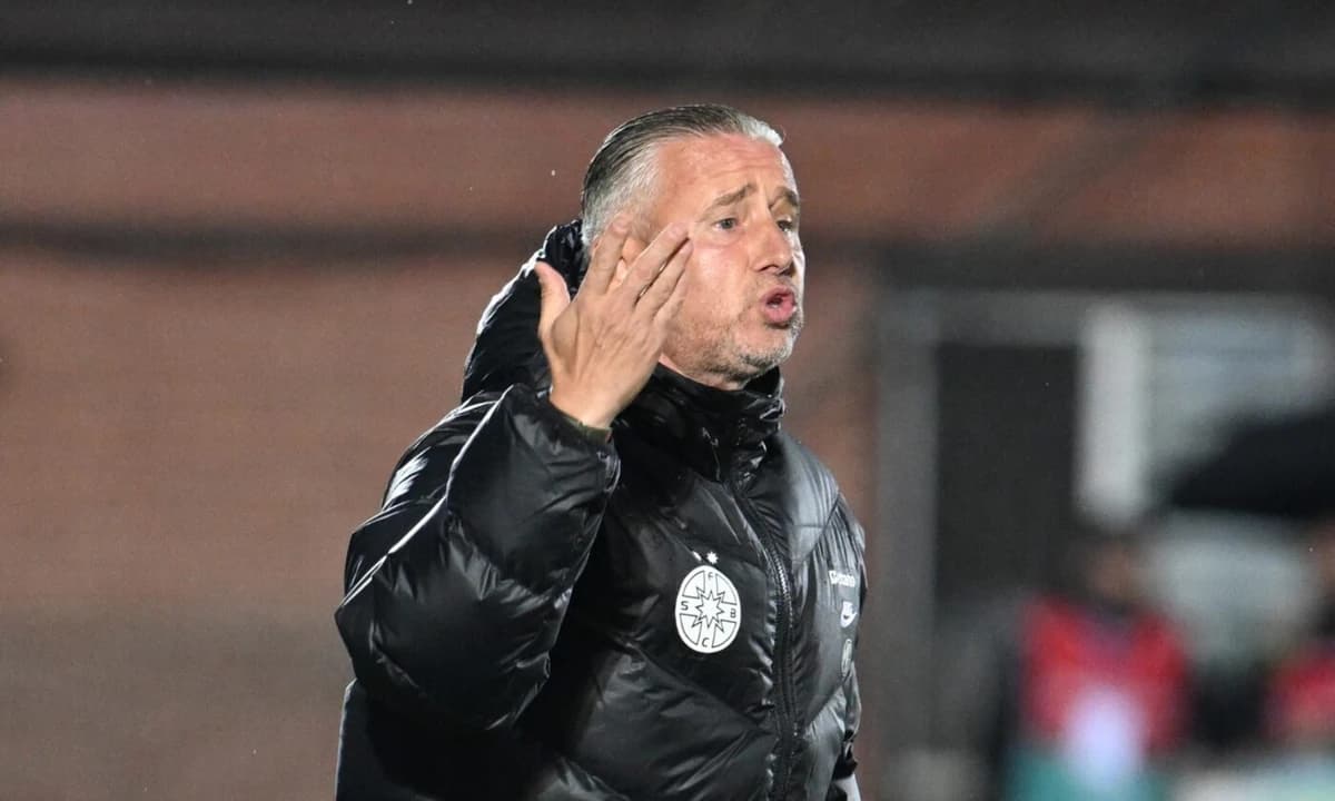 DECLARAȚII „RUȘINOS!”. Laurențiu Reghecampf și-a „mitraliat” fotbaliștii după Bistrița – FCSB